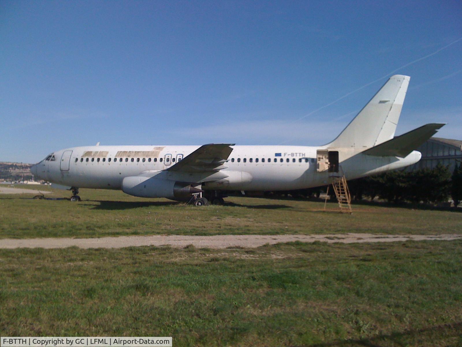 F-BTTH, 1975 Dassault Mercure 100 C/N 8, the end. Finishing his life on a green field of LFML