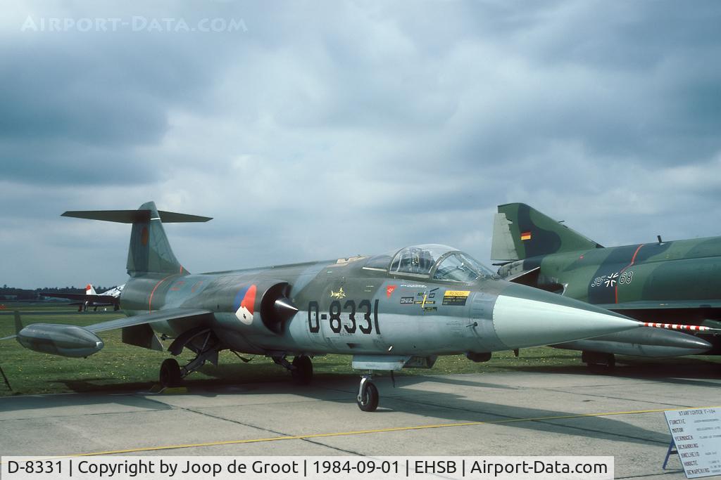 D-8331, Lockheed F-104G Starfighter C/N 683-8331, Part of the Soesterberg static park. The Starfighter was in a proces of witdrawl; hence the UFO badge.