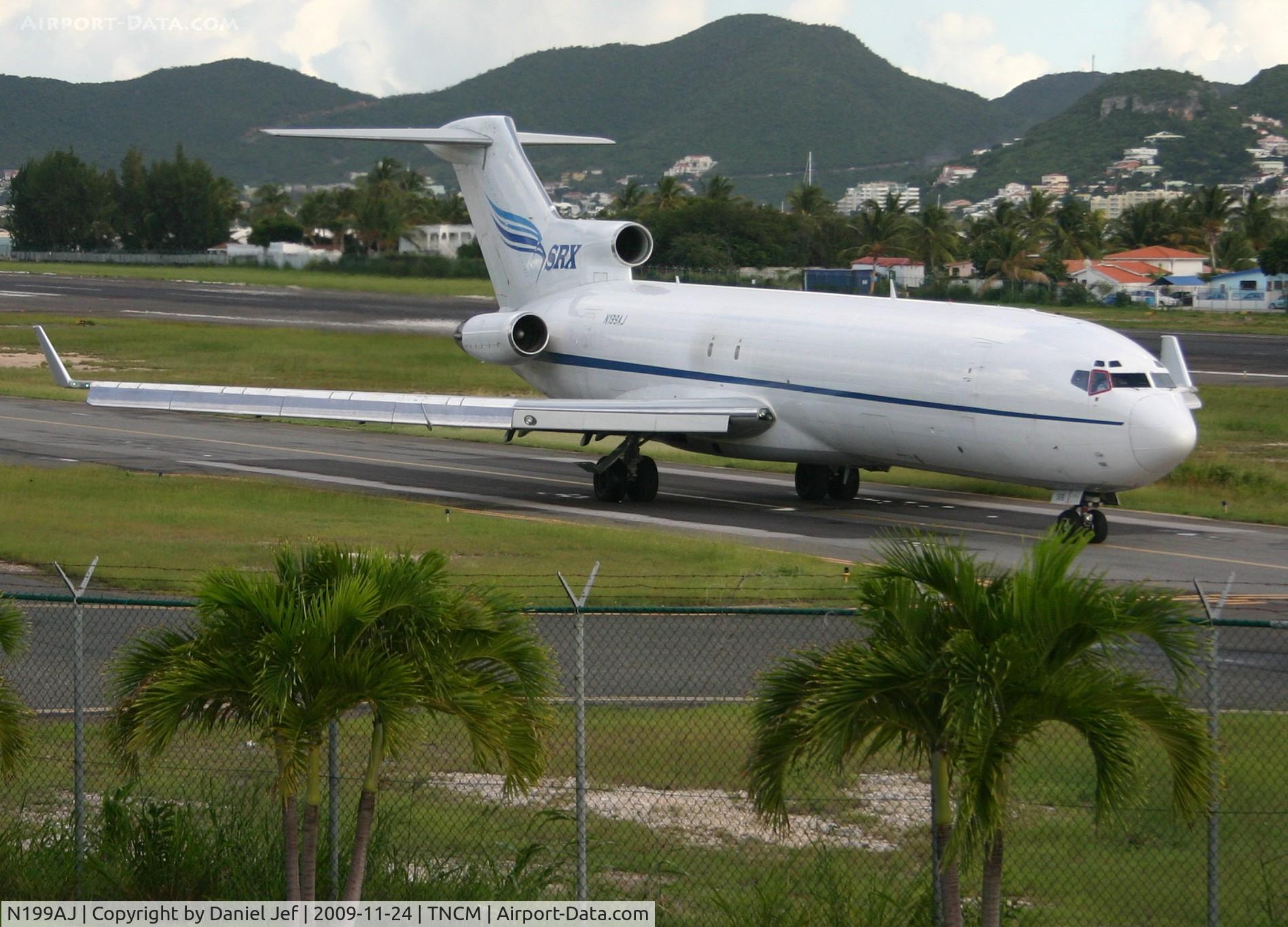 N199AJ, 1979 Boeing 727-2F9 C/N 21426, Amerijet at holding point A
