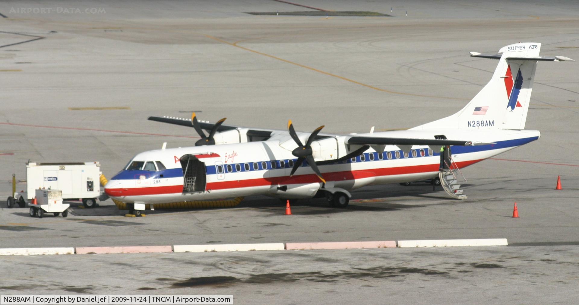 N288AM, 1992 ATR 72-212 C/N 288, American eagle a t the tarmac being service