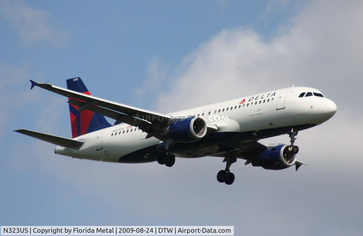 N323US, 1992 Airbus A320-211 C/N 272, Delta A320