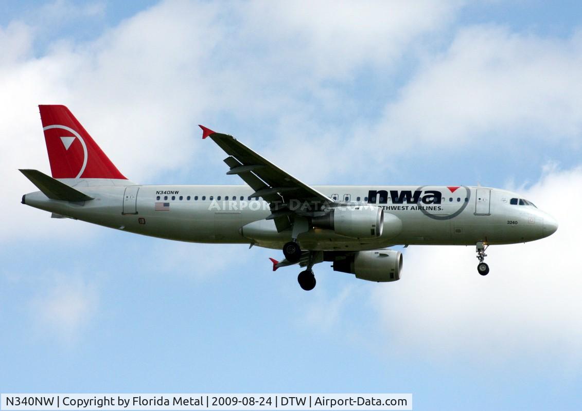 N340NW, 1992 Airbus A320-212 C/N 372, Northwest A320