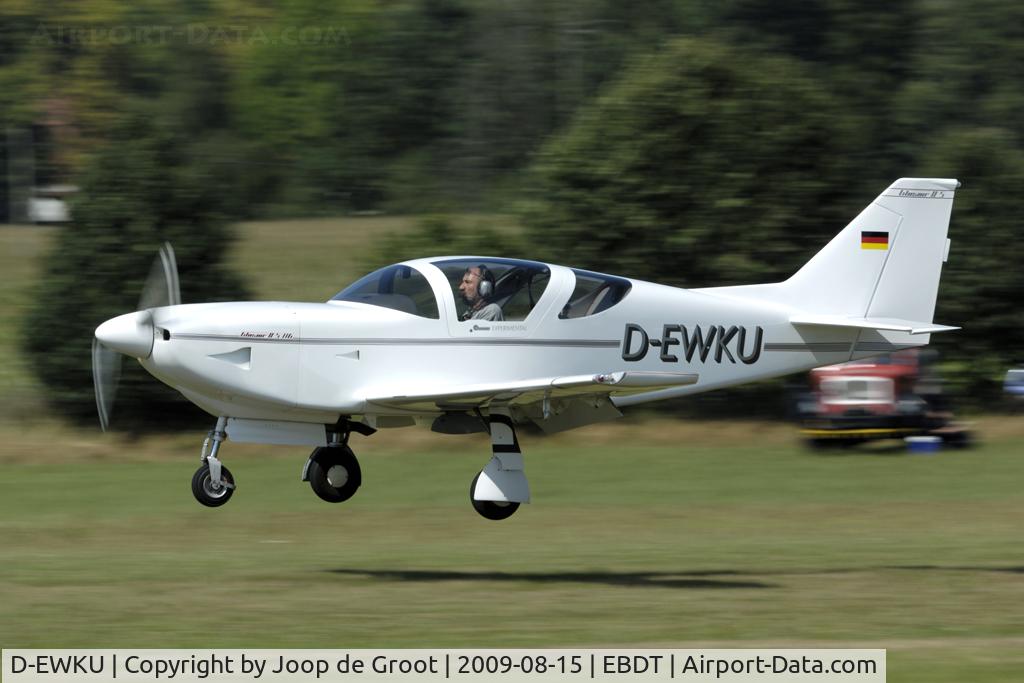 D-EWKU, Glasair II-S RG C/N 2101, arrival for the old timer fly in.