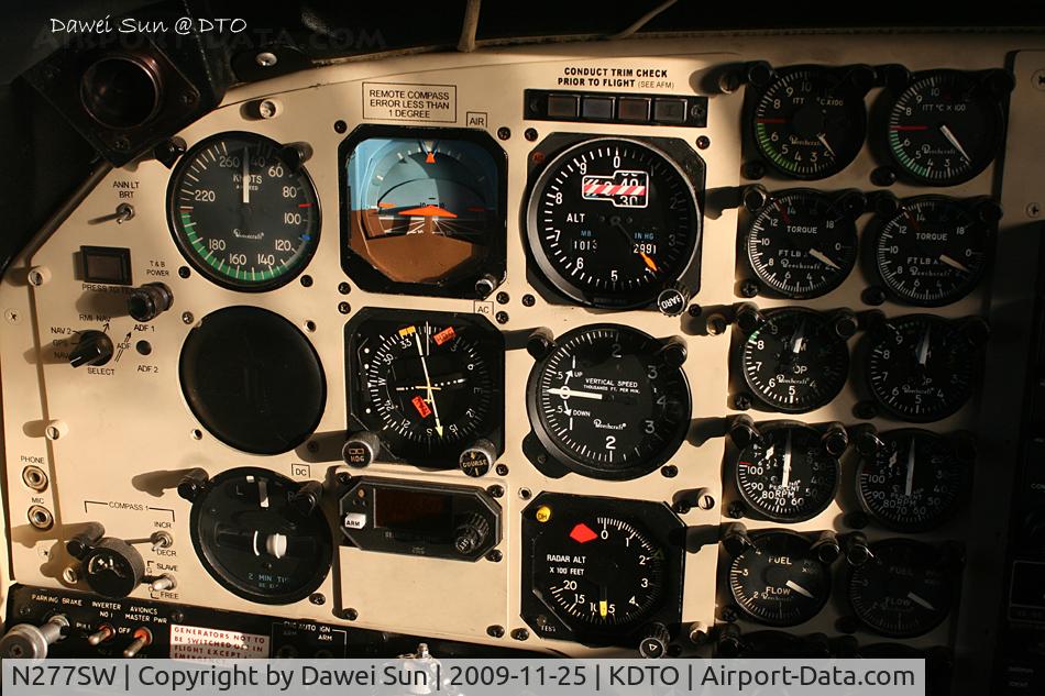 N277SW, 1981 Beech C90 King Air C/N LJ-968, denton