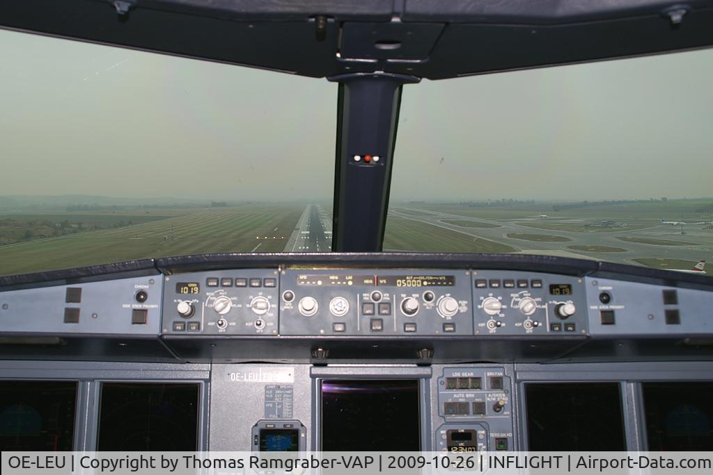 OE-LEU, 2006 Airbus A320-214 C/N 2902, FlyNiki Airbus A320 (inflight INN-VIE)