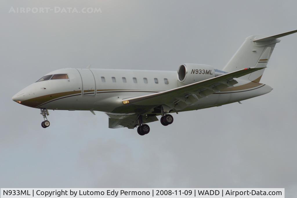 N933ML, 2006 Bombardier Challenger 605 (CL-600-2B16) C/N 5705, Wells Fargo Bank Northwest Na Trustee