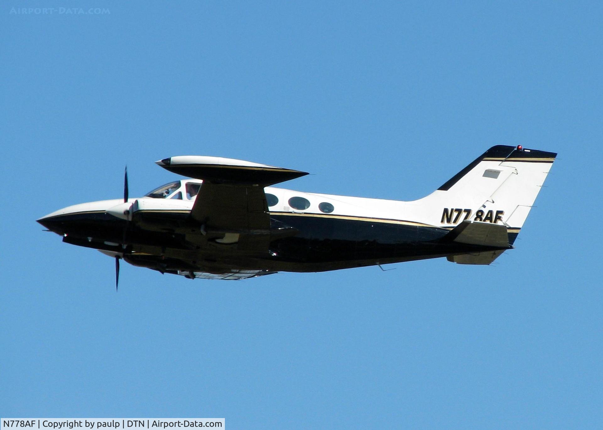N778AF, 1970 Cessna 414 Chancellor C/N 414-0060, Off of 32 at Downtown Shreveport.