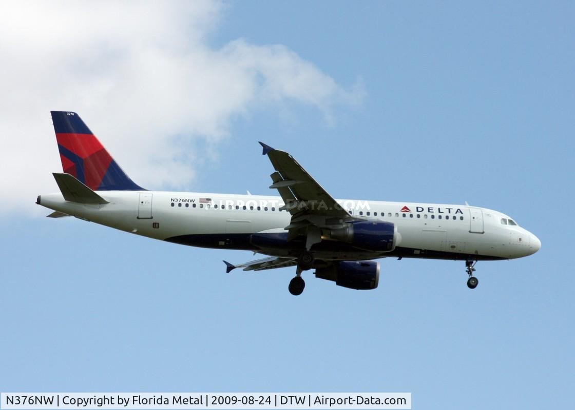 N376NW, 2002 Airbus A320-212 C/N 1812, Delta A320