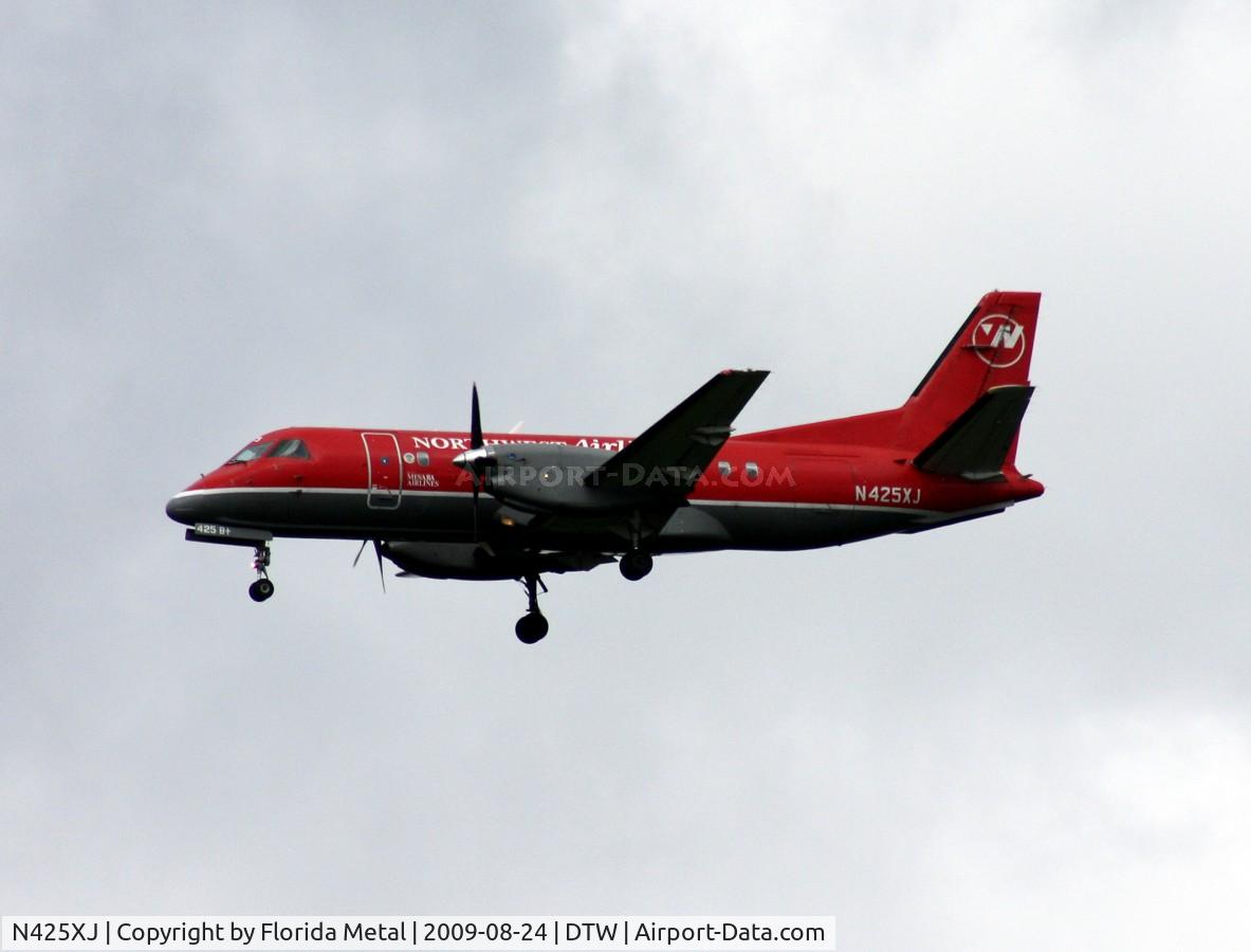 N425XJ, 1997 Saab 340B C/N 340B-425, Mesaba Saab 340