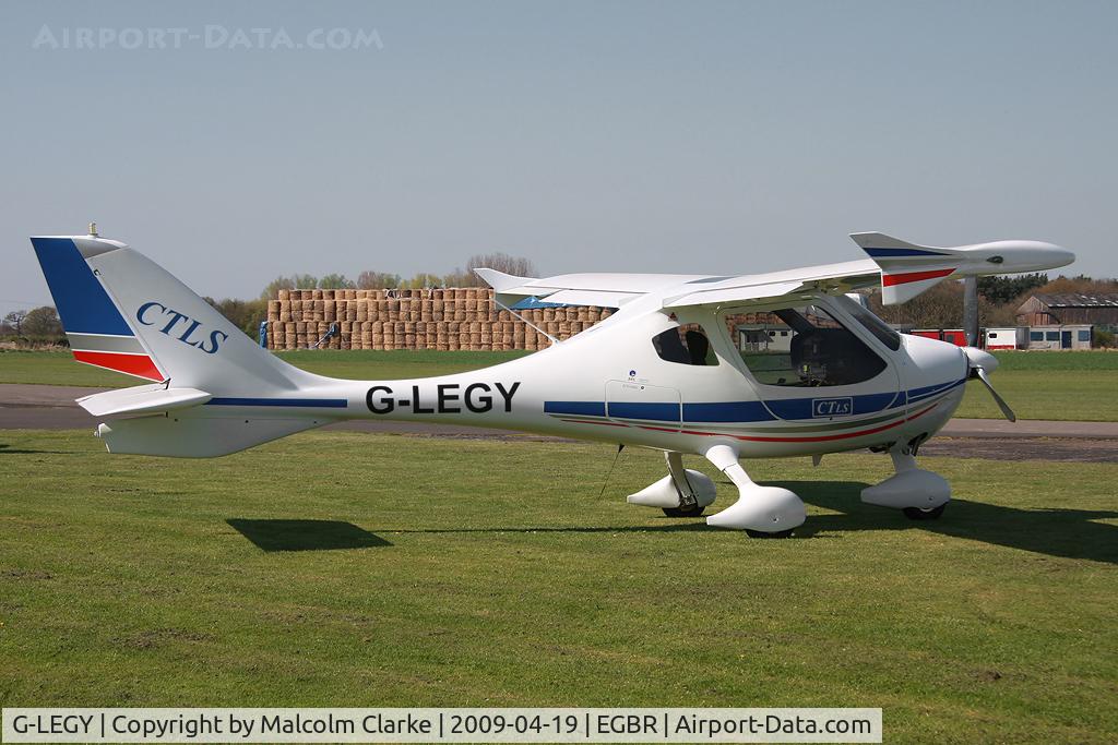 G-LEGY, 2008 Flight Design CTLS C/N F-08-09-13, Flight Design CT-LS. During the 2009 John McLean Trophy aerobatic competition at Breighton Airfield, UK..