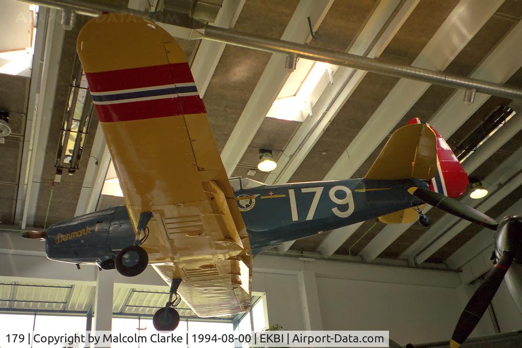 179, Fairchild PT-26-FA C/N T43-4640, Fairchild PT-26B Cornell (M-62A-4) at the Mobillium Museum, Billund, Denmark in 1994.