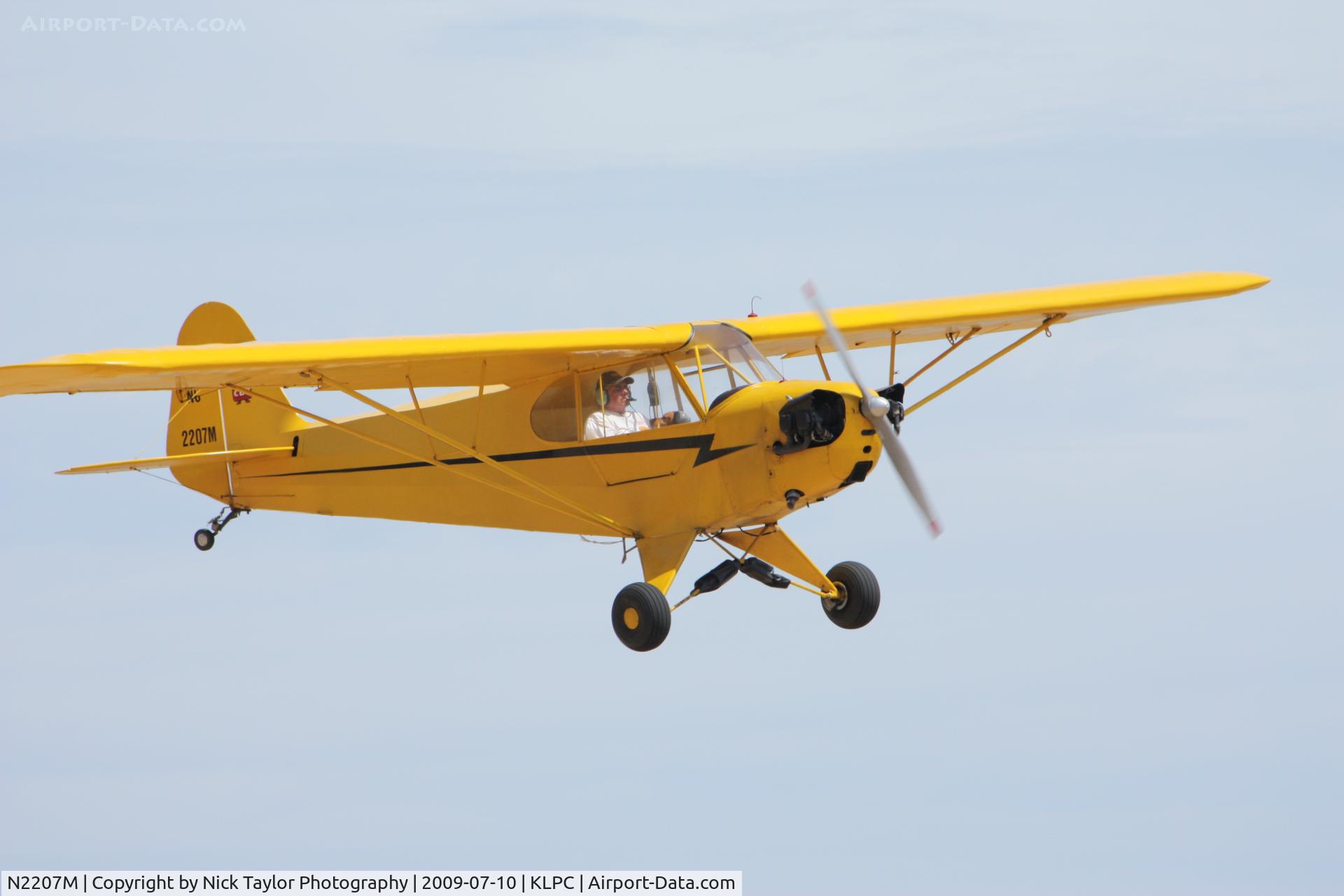 N2207M, 1946 Piper J3C-65 Cub Cub C/N 20995, Lompoc Piper Cub fly-in 09'