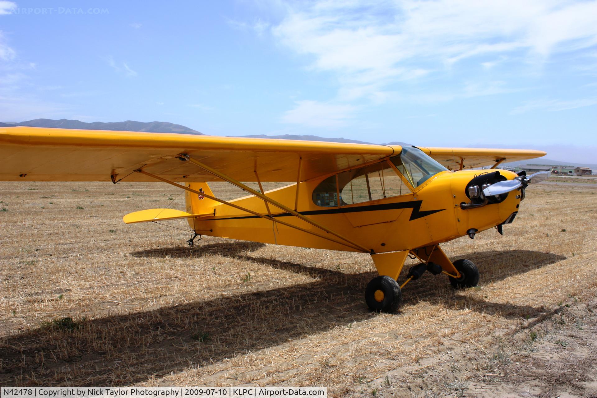 N42478, 1945 Piper J3C-65 Cub C/N 14747, Lompoc Piper Cub fly-in 09'