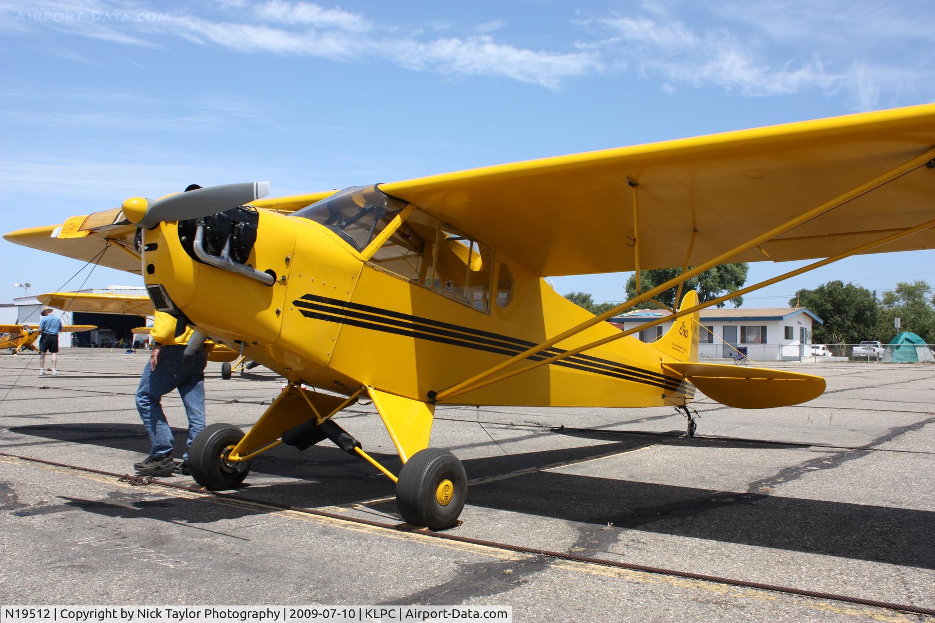 N19512, 1937 Taylor J-2 Cub C/N 1712, Lompoc Piper Cub fly-in 09'