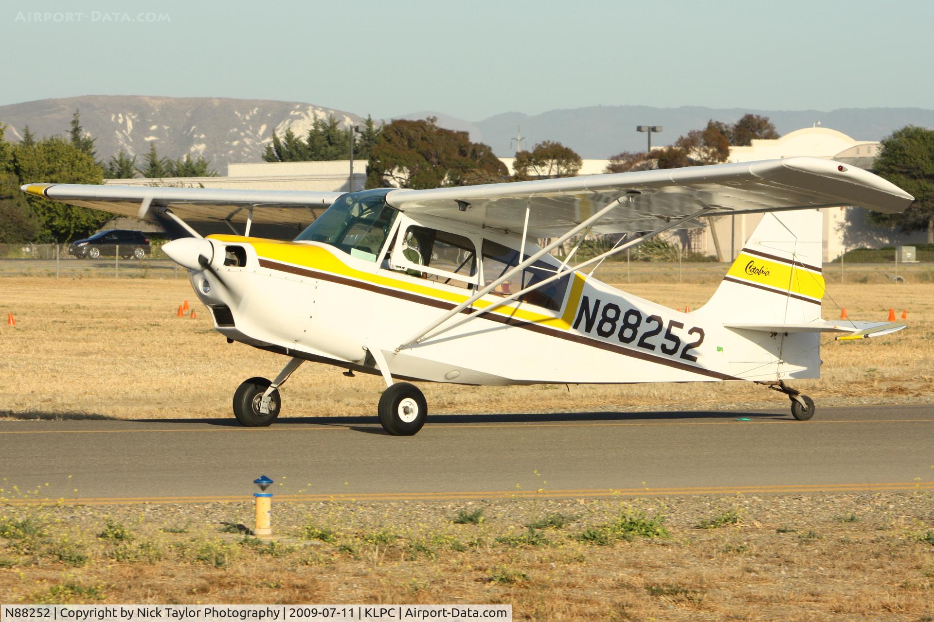 N88252, 1974 Bellanca 7GCBC Citabria C/N 749-74, Lompoc Piper Cub fly-in 09'