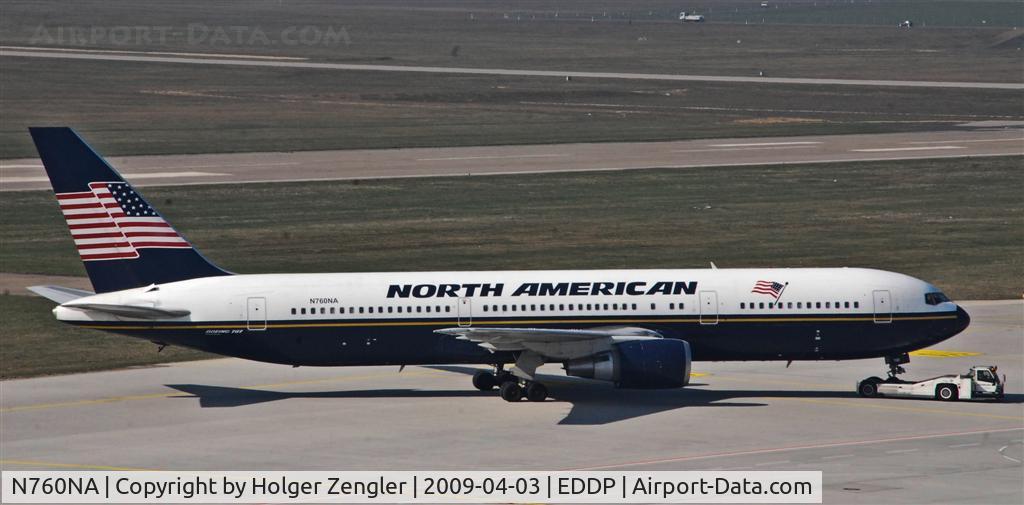 N760NA, 1993 Boeing 767-39H C/N 26257, Pushed back for a ride to eastern directions
