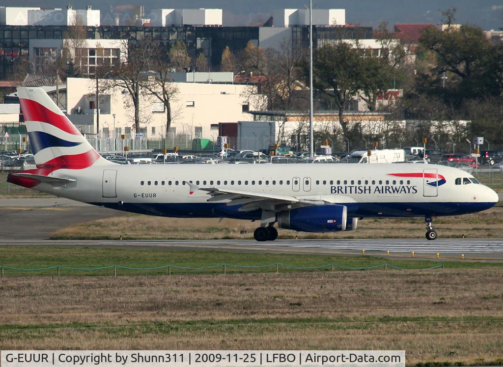 G-EUUR, 2003 Airbus A320-232 C/N 2040, Lining up rwy 14L for departure...