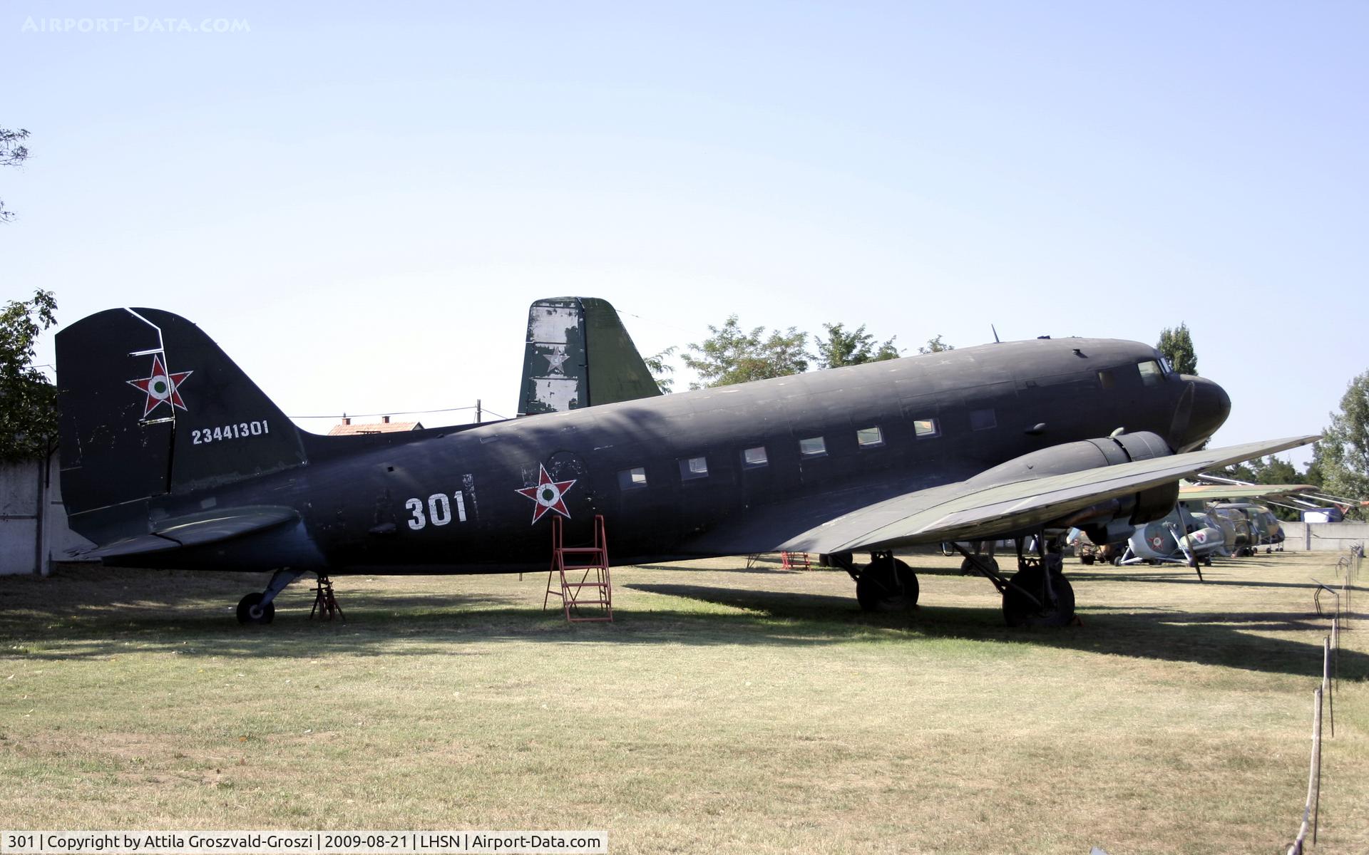 301, 1952 Lisunov Li-2T Cab C/N 23441301, Szolnok-Szandaszölös airplane museum.