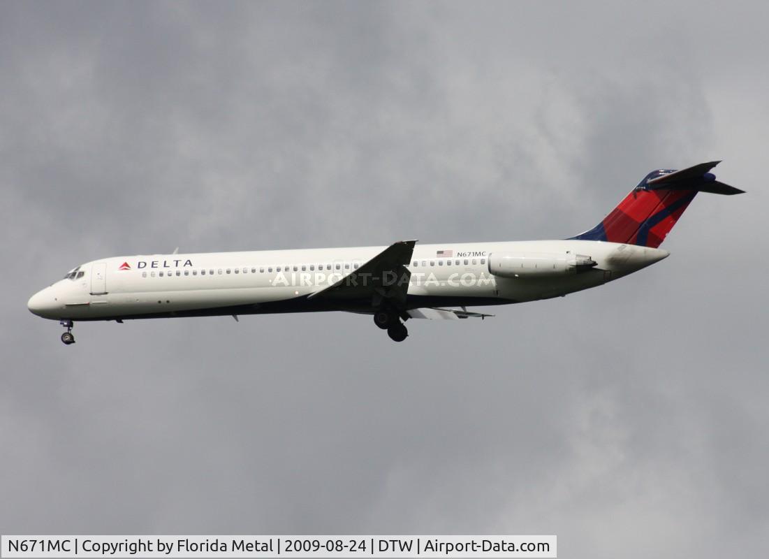 N671MC, 1976 Douglas DC-9-51 C/N 47660, Delta DC-9-50