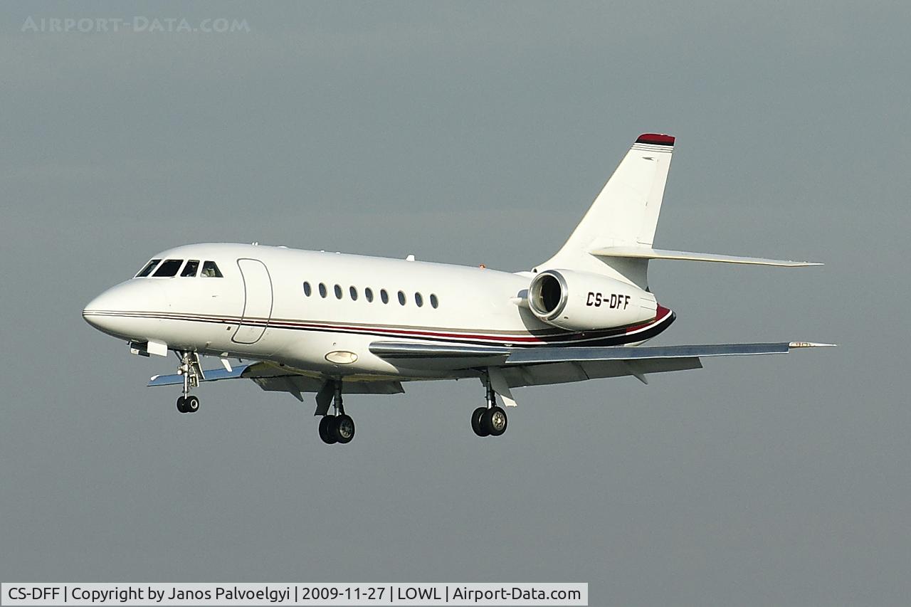 CS-DFF, 2004 Dassault Falcon 2000EX C/N 41, Netjets Europe Dassault Falcon 2000EX to approach on RWY27 in LOWL/LNZ