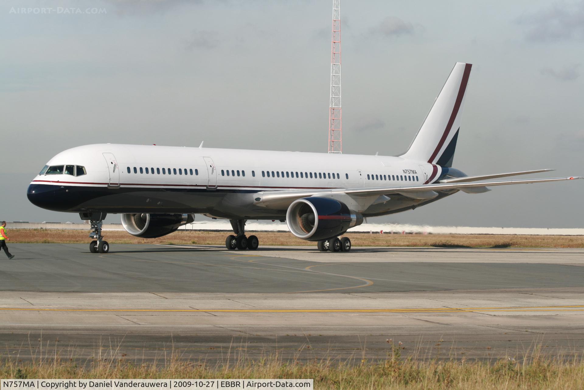 N757MA, 1997 Boeing 757-24Q C/N 28463, Parked on G.A. apron