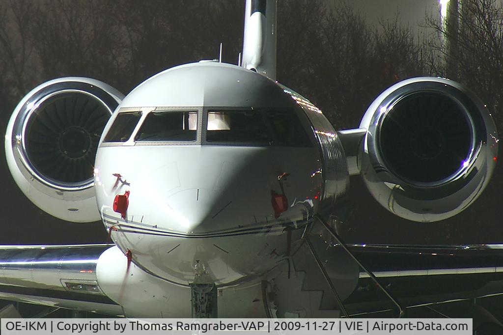 OE-IKM, 2001 Bombardier BD-700-1A10 Global Express C/N 9112, A-Jet Bombardier Globalexpress