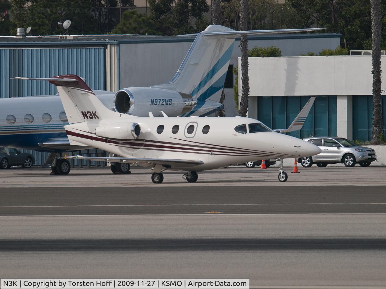 N3K, 2007 Hawker Beechcraft Corp 390 C/N RB-218, N3K taxiing