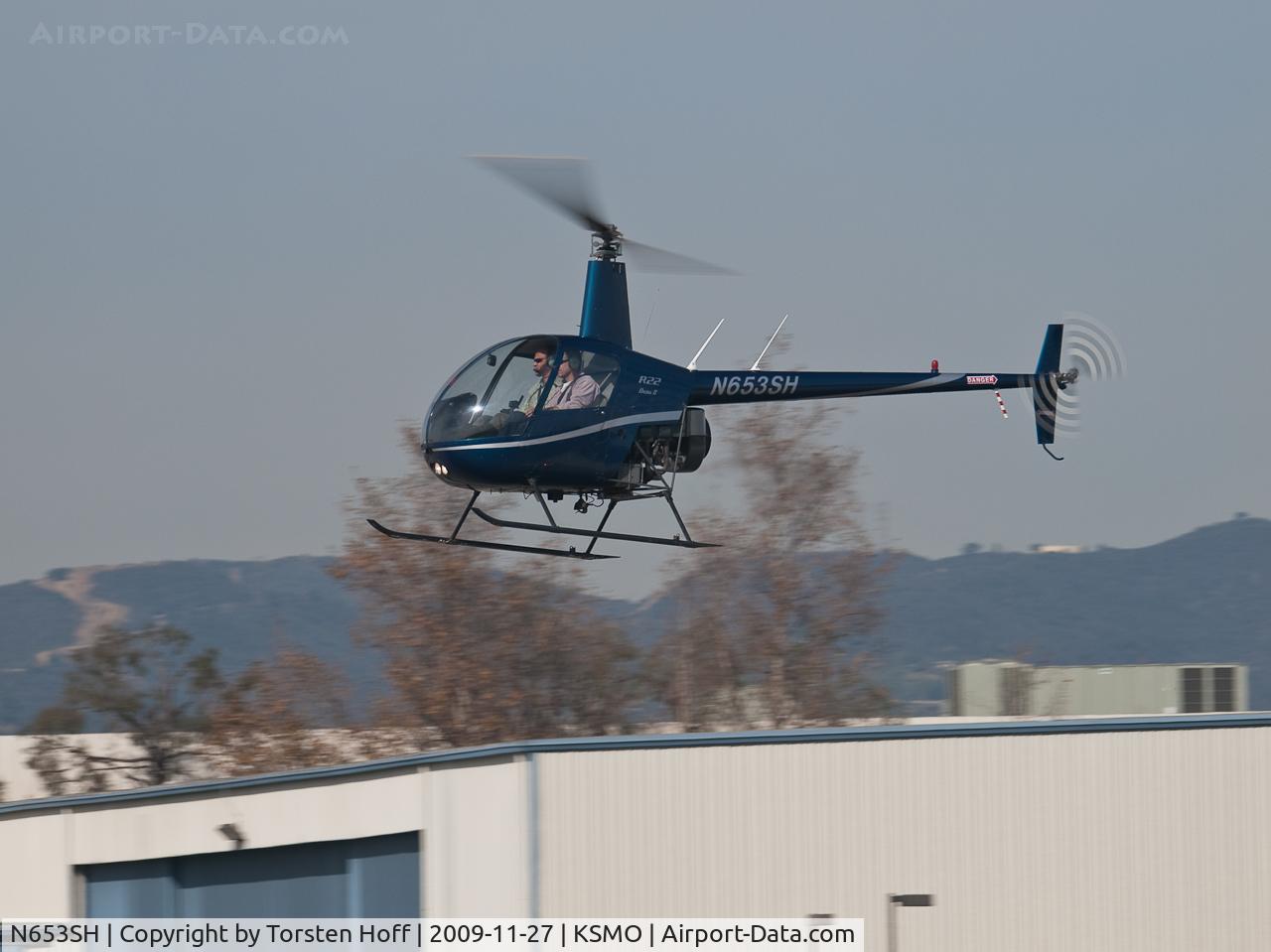 N653SH, 2003 Robinson R22 Beta C/N 3504, N653SH arriving on RWY 21