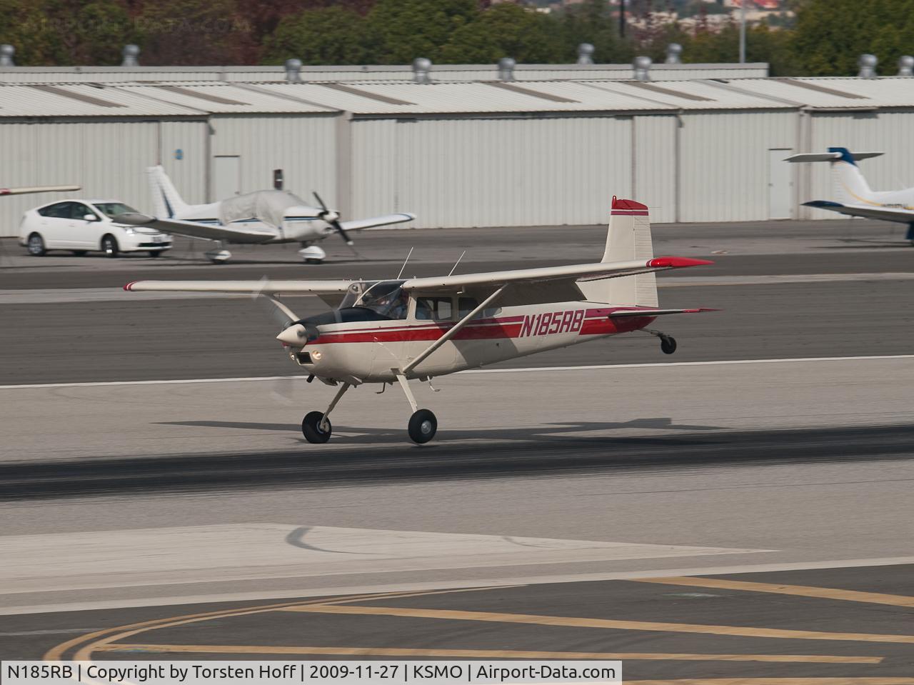 N185RB, 1979 Cessna A185F Skywagon 185 C/N 18503746, N185RB arriving on RWY 21