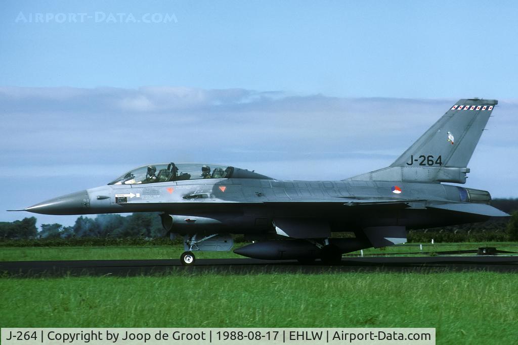J-264, Fokker F-16B Fighting Falcon C/N 6E-6, This F-16 was last seen in 2006 in the Soesterberg storage. Probably scrapped afterwards.