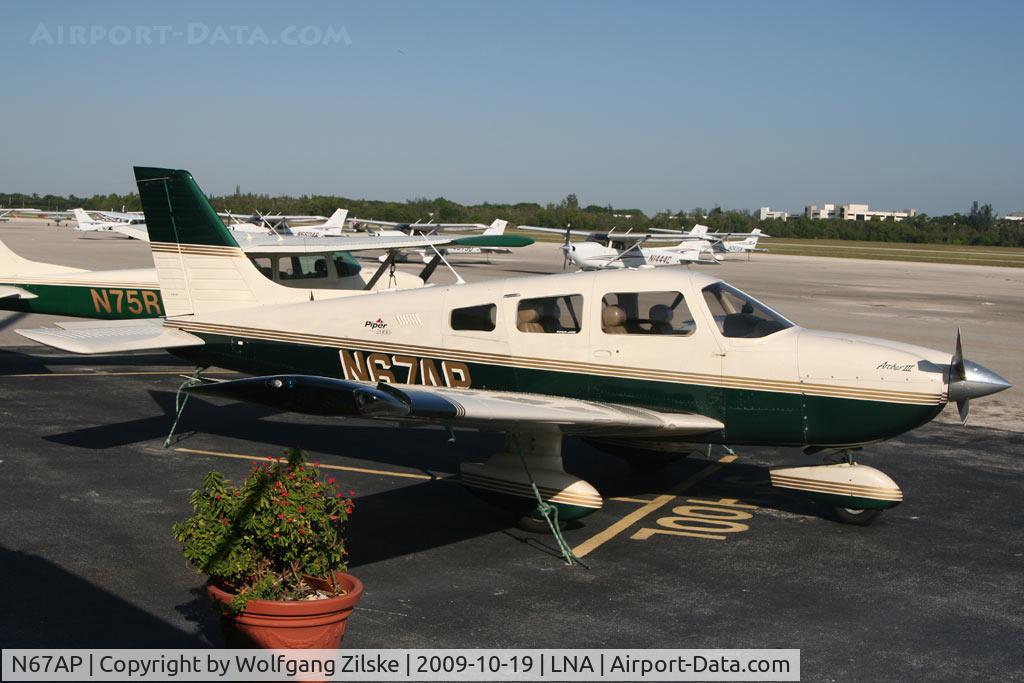 N67AP, 2000 Piper PA-28-181 Archer C/N 2843310, visitor