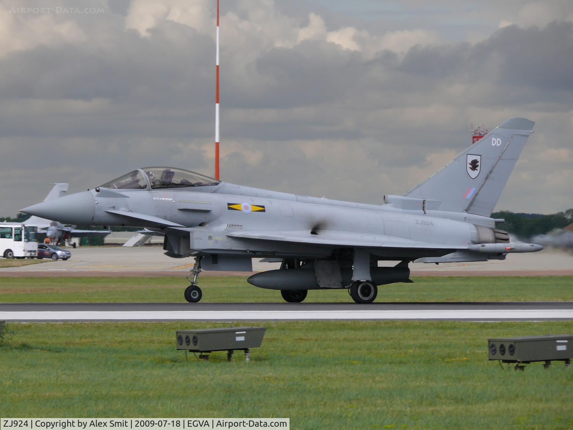 ZJ924, 2006 Eurofighter EF-2000 Typhoon FGR4 C/N 0077/BS015, Eurofighter EF2000 Typhoon FGR4 ZJ924/DD Royal Air Force