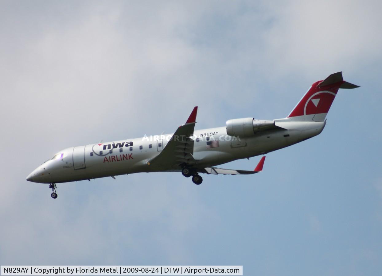 N829AY, 2005 Bombardier CRJ-200ER (CL-600-2B19) C/N 8029, Northwest Airlink CRJ-200