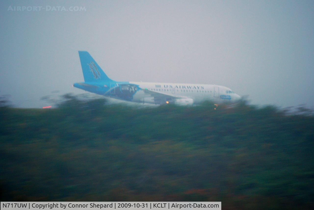 N717UW, 1999 Airbus A319-112 C/N 1069, A319