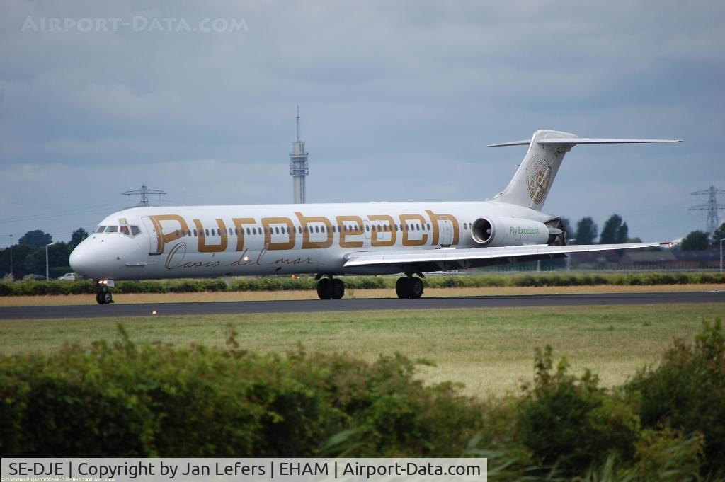 SE-DJE, 1989 McDonnell Douglas MD-83 (DC-9-83) C/N 49846, Peurobeach MD-83