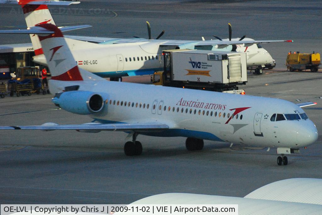 OE-LVL, 1992 Fokker 100 (F-28-0100) C/N 11404, Austrian arrows Fokker 100