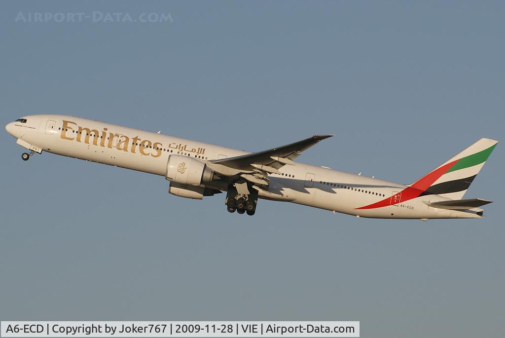 A6-ECD, 2007 Boeing 777-36N/ER C/N 32795, Emirates Boeing 777-31H(ER)