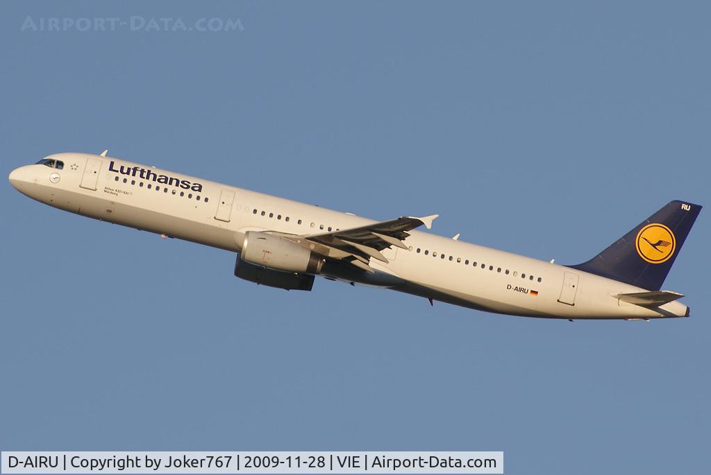 D-AIRU, 1997 Airbus A321-131 C/N 692, Lufthansa Airbus A321-131