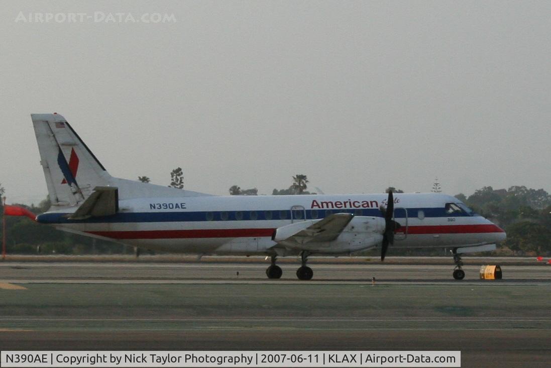 N390AE, 1996 Saab 340B C/N 340B-390, Taxing to 24L
