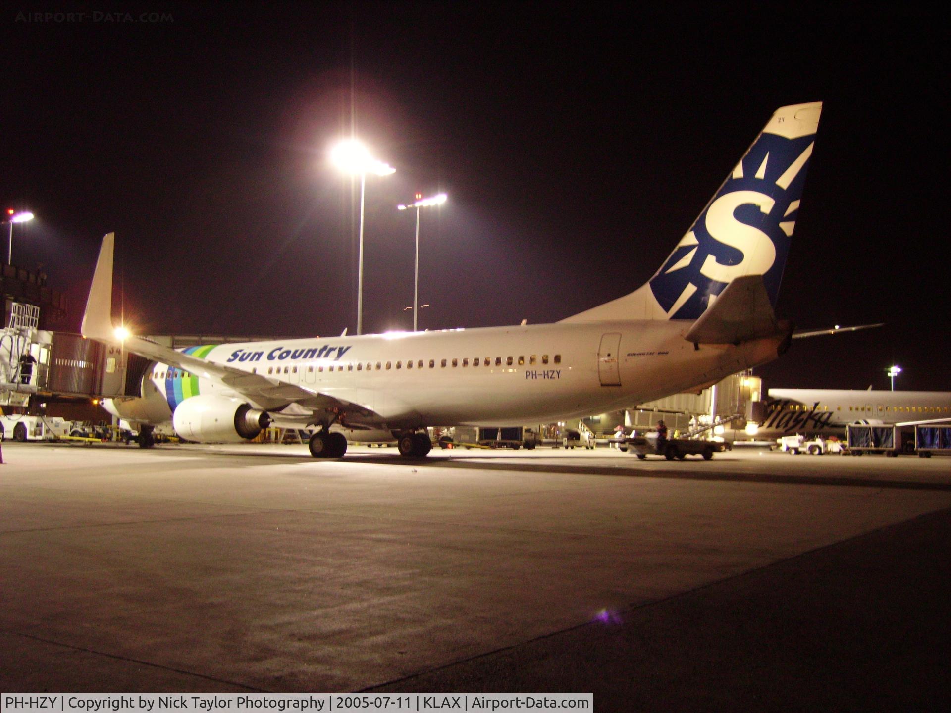PH-HZY, 2002 Boeing 737-8K2 C/N 30646, on loan to Sun Country