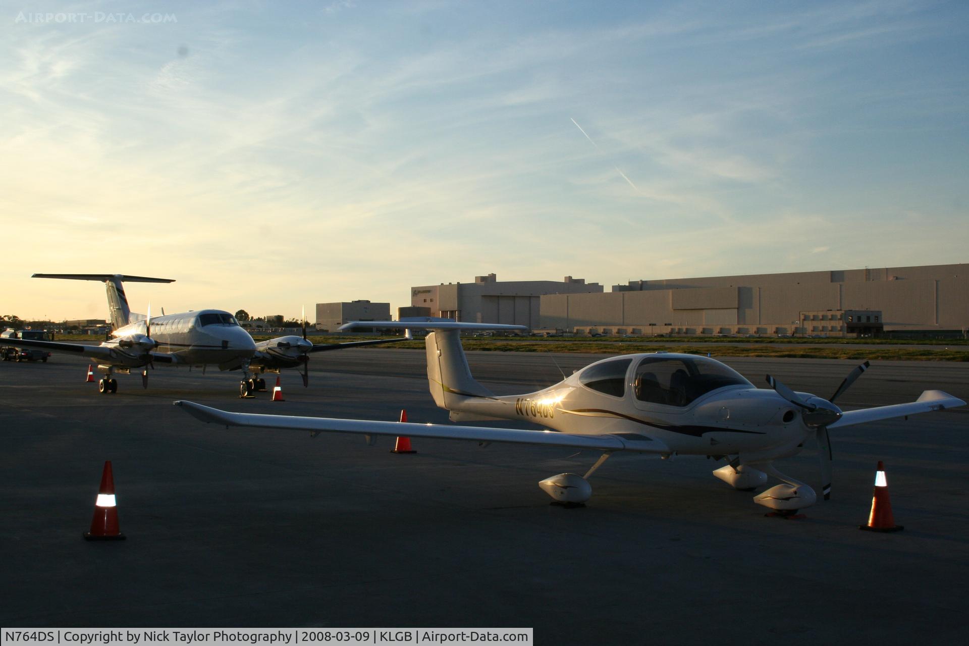 N764DS, 2007 Diamond DA-40 Diamond Star C/N 40.764, Sitting on the Mercury ramp with N789LL