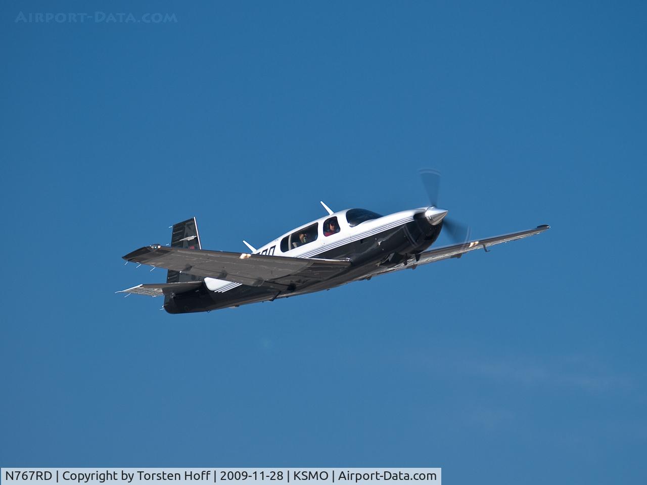 N767RD, Mooney M20M Bravo C/N 27-0041, N767RD departing from RWY 03
