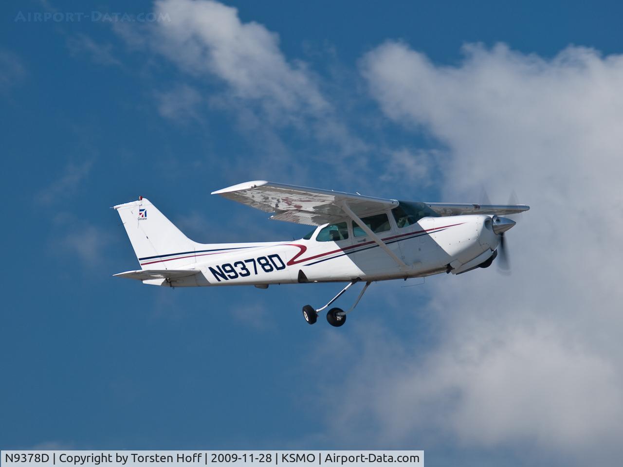 N9378D, 1983 Cessna 172RG Cutlass RG C/N 172RG1143, N9378D departing from RWY 03