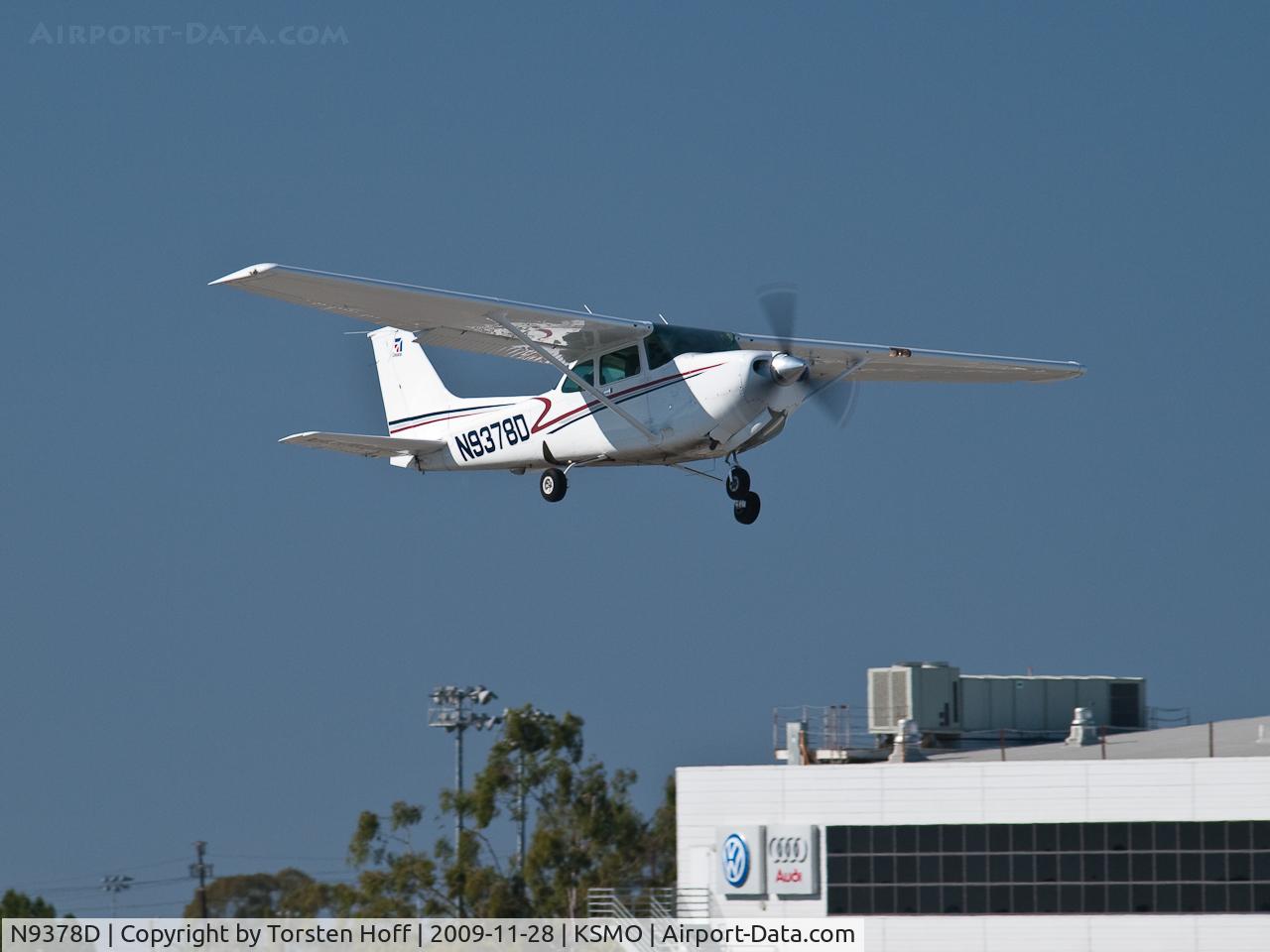 N9378D, 1983 Cessna 172RG Cutlass RG C/N 172RG1143, N9378D departing from RWY 03
