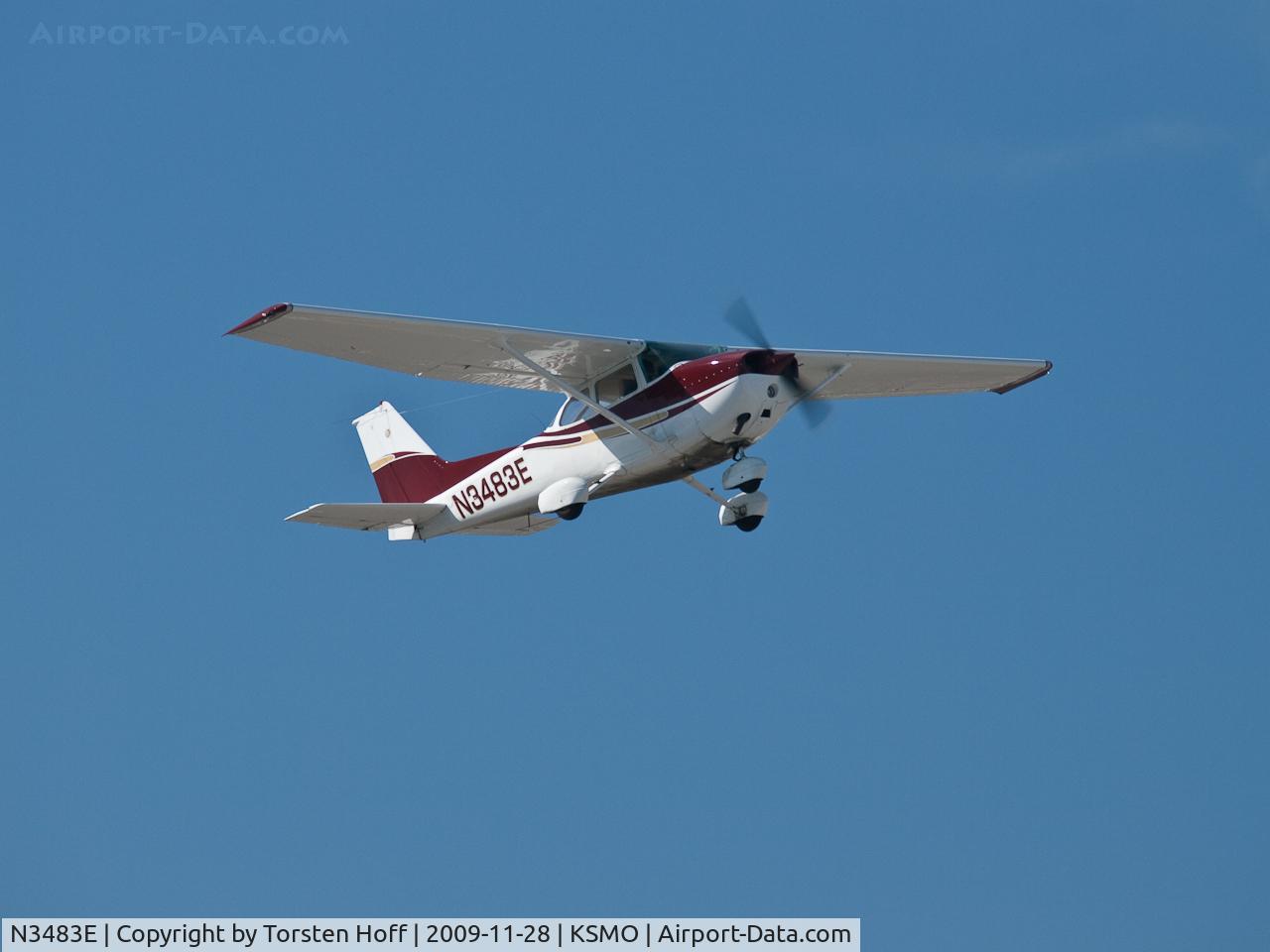 N3483E, 1978 Cessna 172N C/N 17271565, N3483E departing from RWY 03