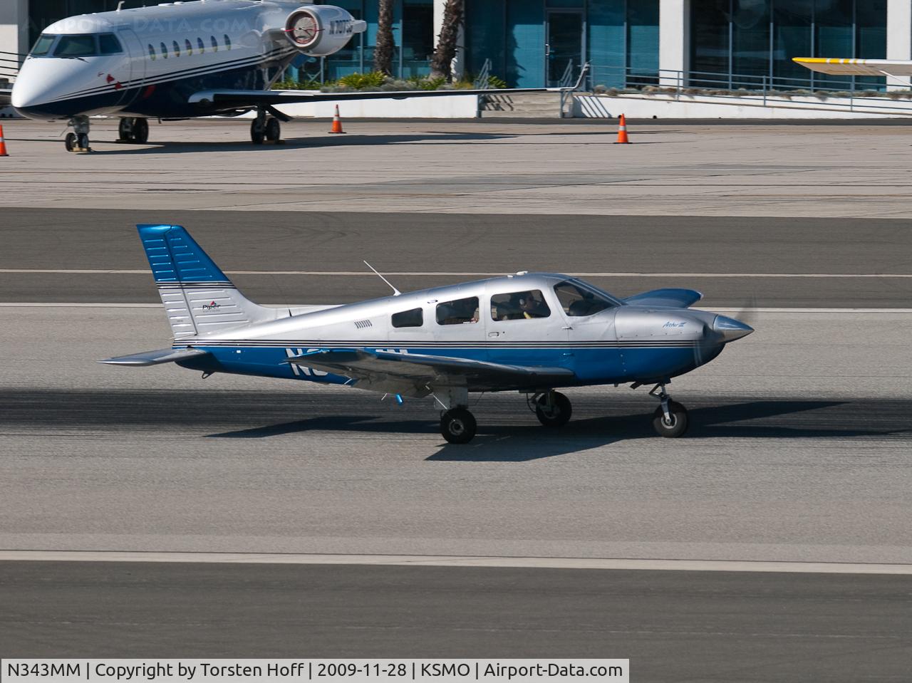 N343MM, 1999 Piper PA-28-181 C/N 28-43266, N343MM arriving on RWY 03