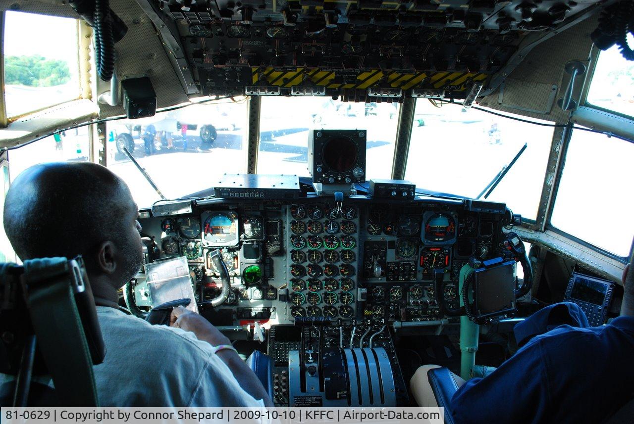 81-0629, 1981 Lockheed C-130H-LM Hercules C/N 382-4944, C-130 Cockpit