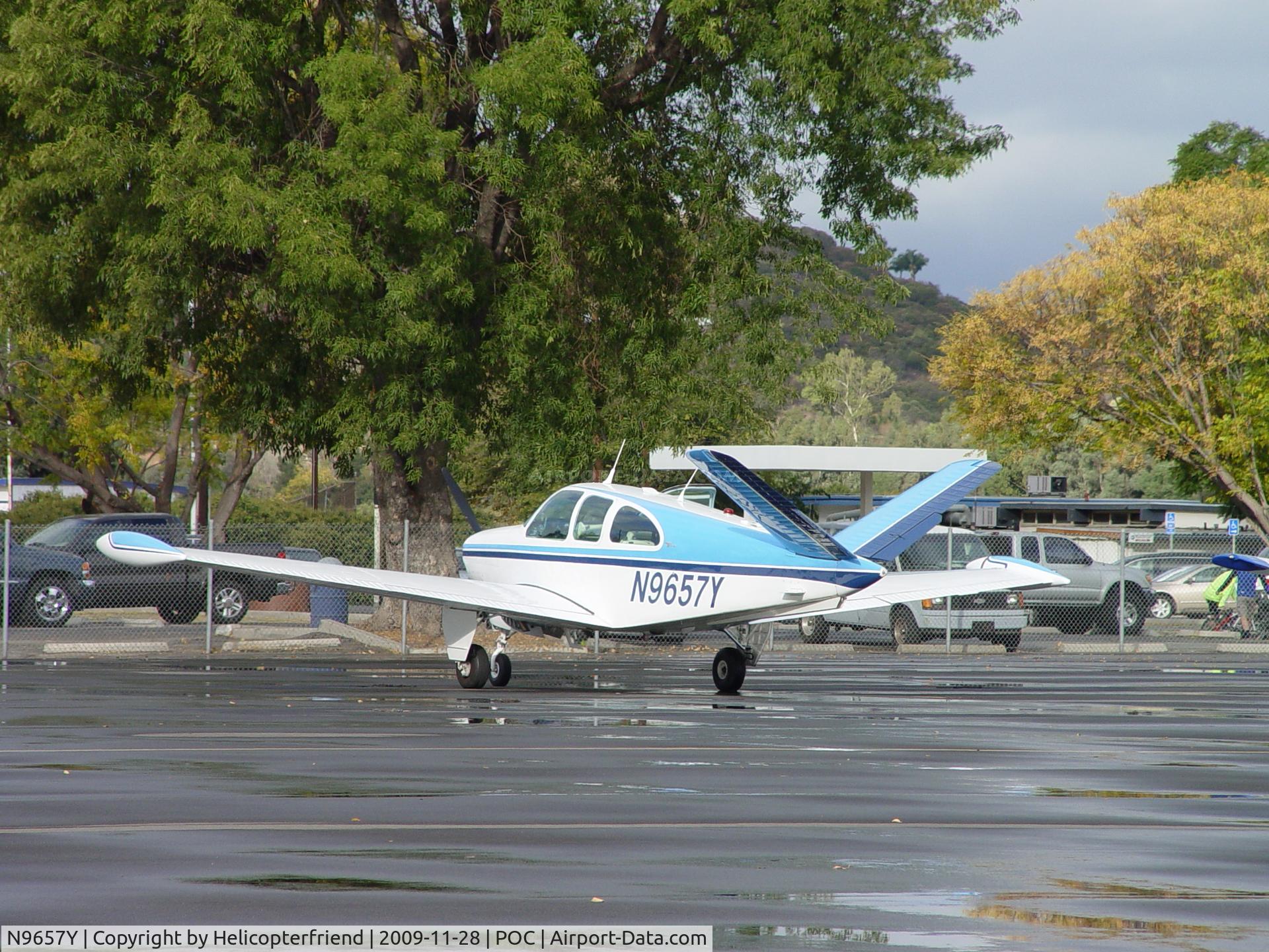 N9657Y, 1962 Beech P35 Bonanza C/N D-7072, Parked but not tied down