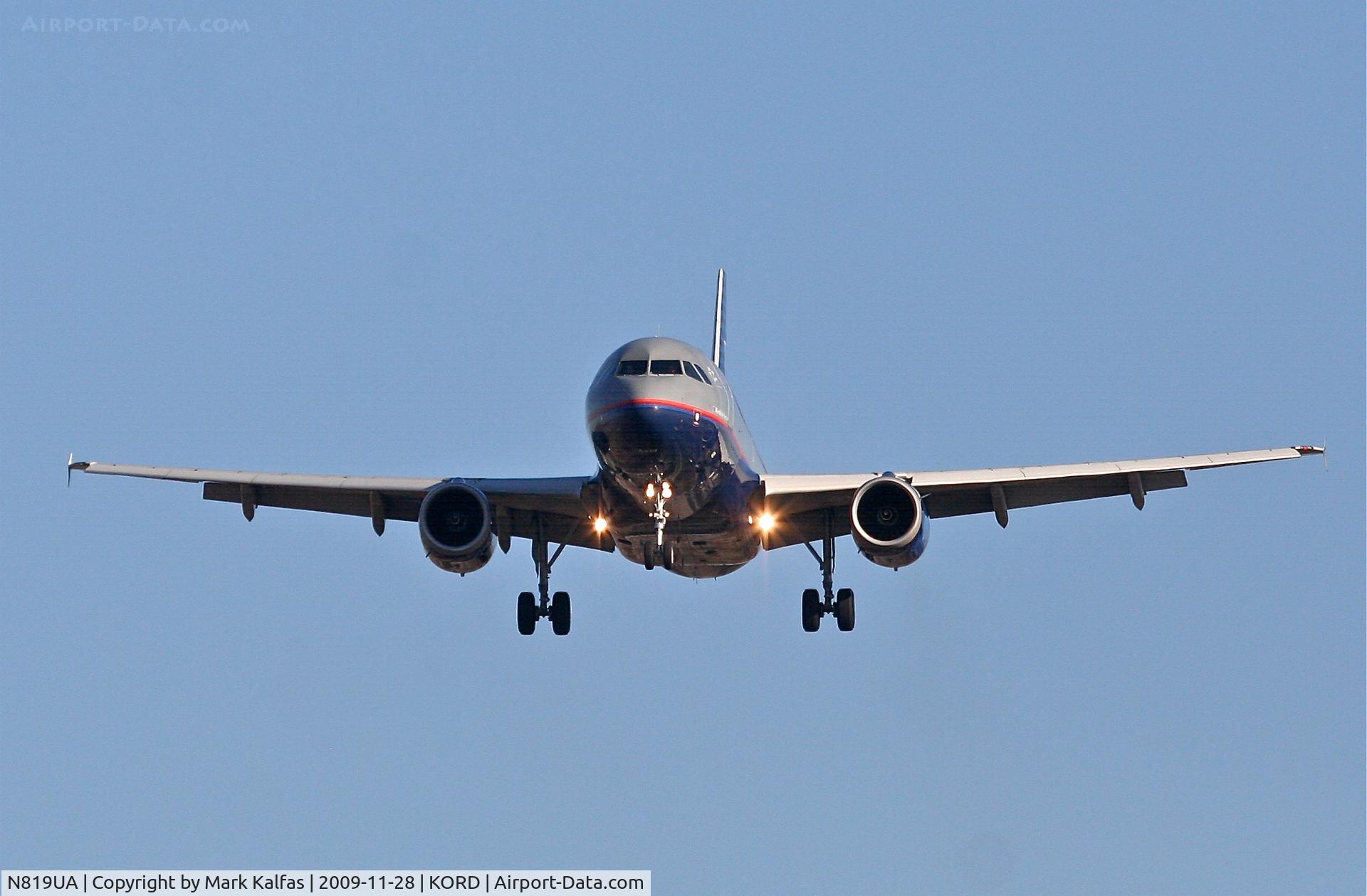 N819UA, 1998 Airbus A319-131 C/N 893, United Airlines A319-131, UAL487 arriving from KPHL, short final 27L KORD.