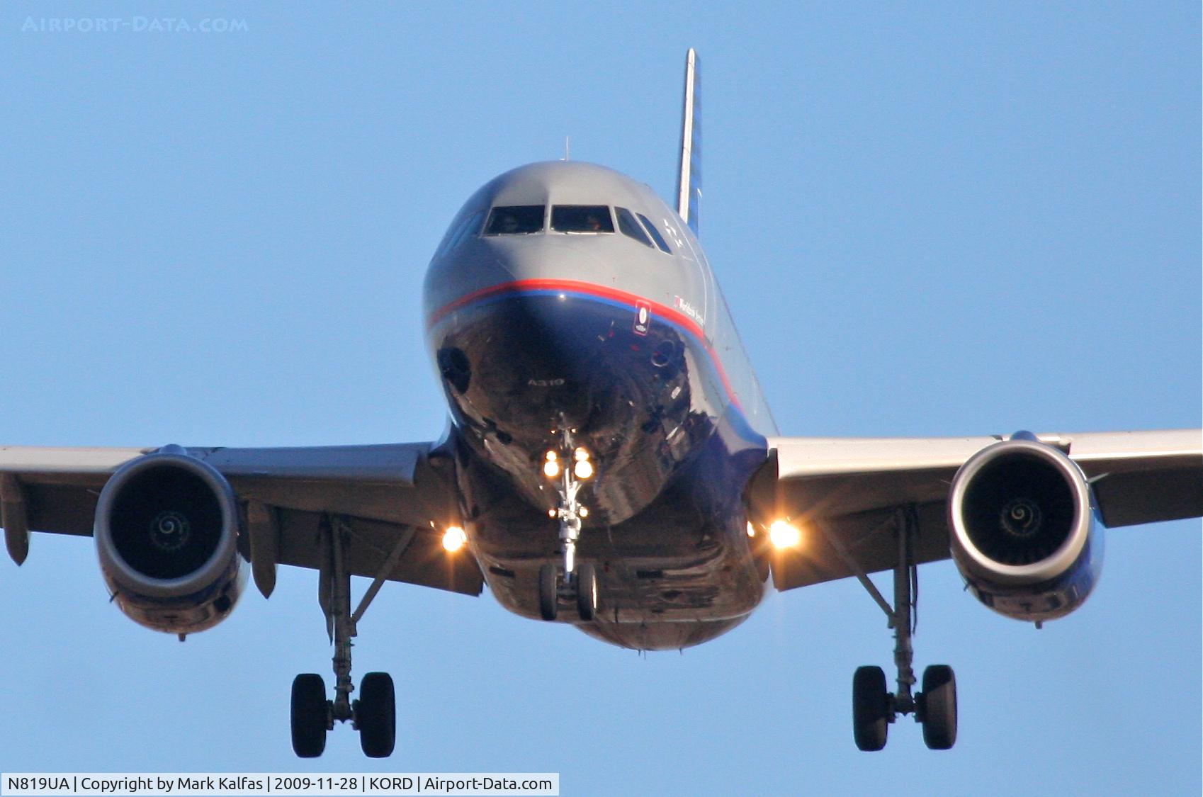 N819UA, 1998 Airbus A319-131 C/N 893, United Airlines A319-131, UAL487 arriving from KPHL, short final 27L KORD.